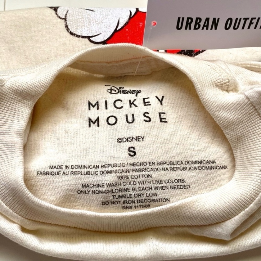 ✨NWT Urban Outfitters Unisex Disney Mickey Mouse Graphic Cream Tee - Picture 7 of 7